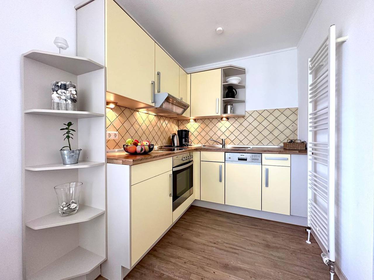 Ganze Wohnung, Strandoase Sonnendeck – Ferienwohnung mit Meerblickin unmittelbarer Strandlage in Sierksdorf, Ostholstein