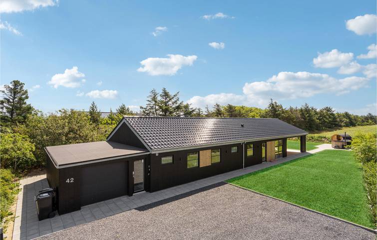 Ferienhaus für 8 Personen, mit Whirlpool und Terrasse sowie Sauna und Garten in Skaven Strand - 3