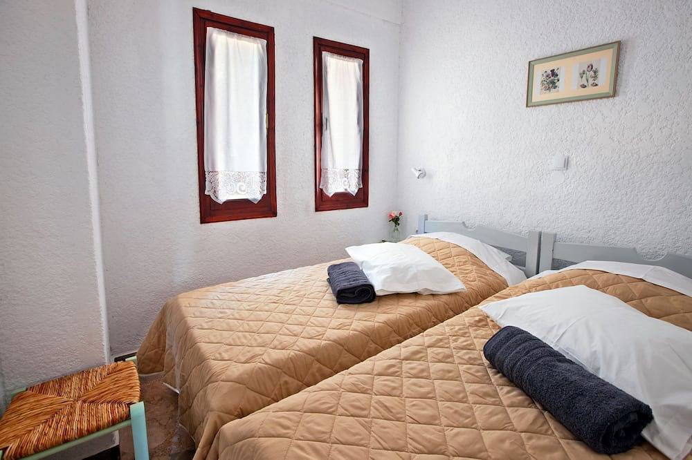 Ganze Wohnung, Apartments with garden view, Crete, Ierapetra in Ferma, Lasithi