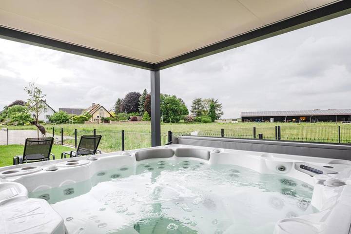 Location de vacances pour 6 personnes, avec Jacuzzi et Terrasse ainsi que Jardin et Vue dans Hipsheim