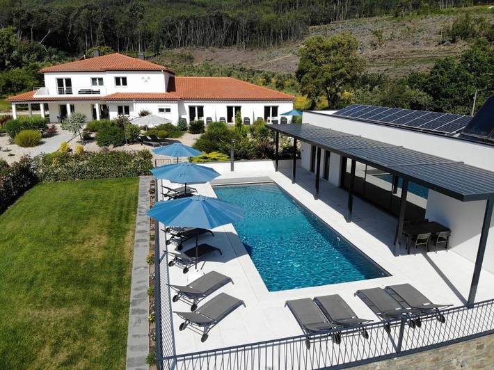 Location de vacances pour 2 personnes, avec jardin et piscine dans Góis