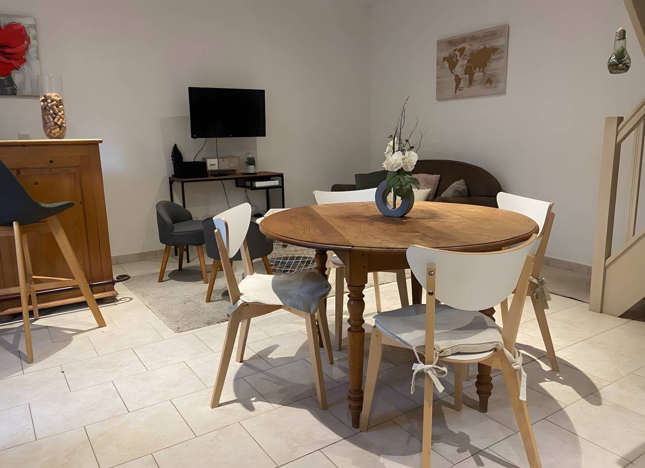 Vakantiehuis 'L'orchidée Au Bord De L'eau' met Privéterras, Tuin en Wi-Fi in Honfleur, Lisieux en omgeving