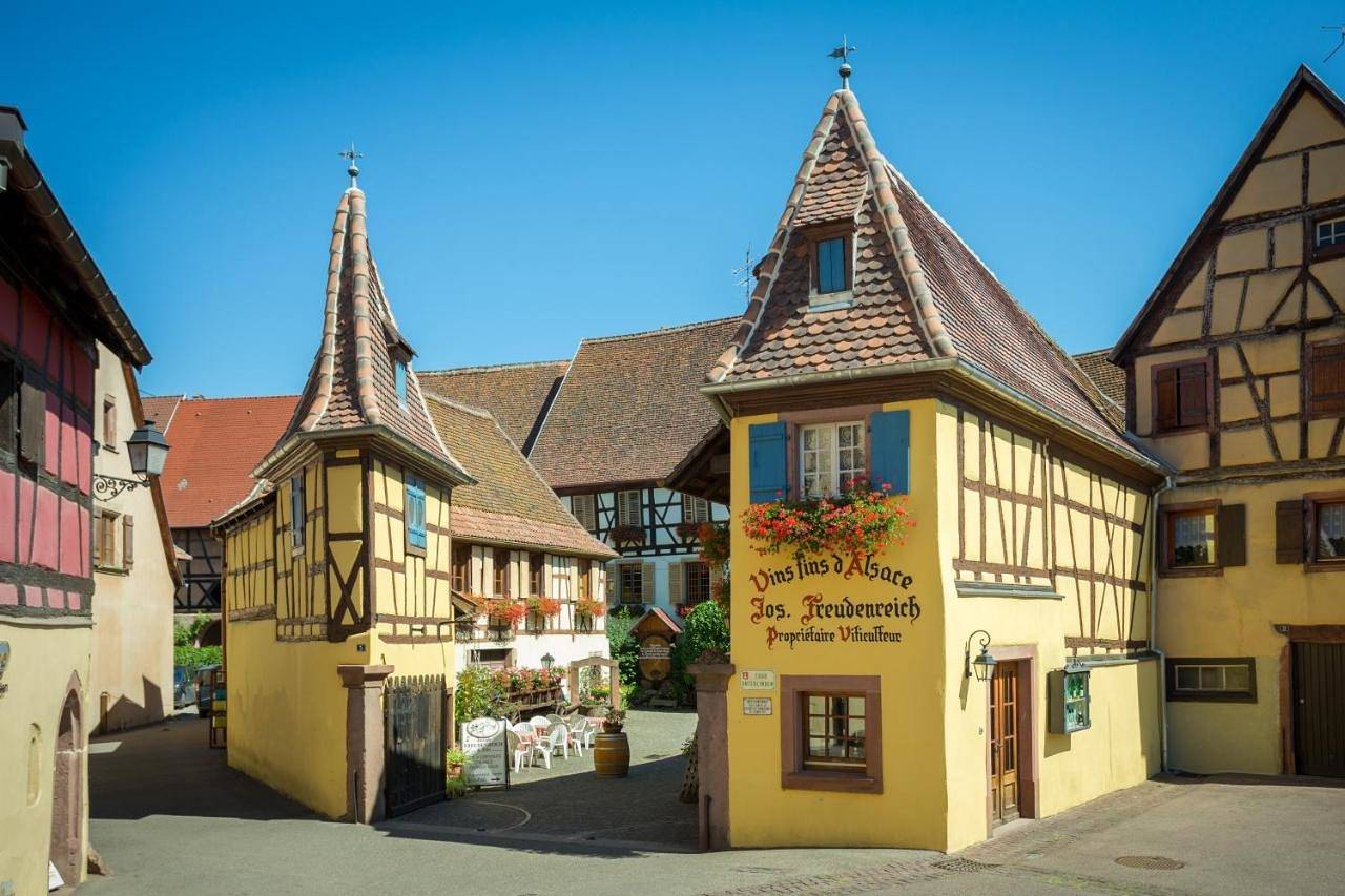 Double Room in Eguisheim, Parc naturel régional des Ballons des Vosges