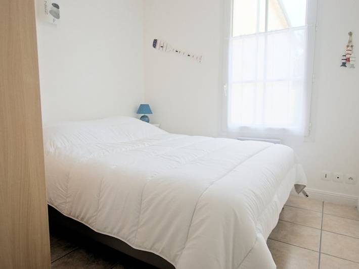 Apartamento entero, Apartamento funcional intra-muros con patio y garaje seguro in Saint-Martin-de-Ré, Isla de Ré