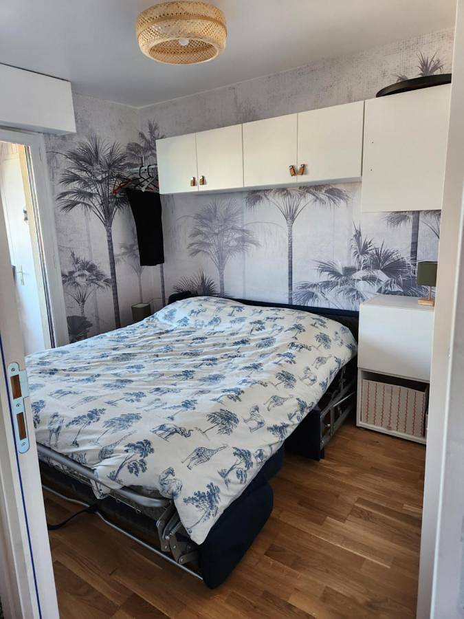 Appartement entier, One-Bedroom Apartment in Ouistreham, Région de Caen