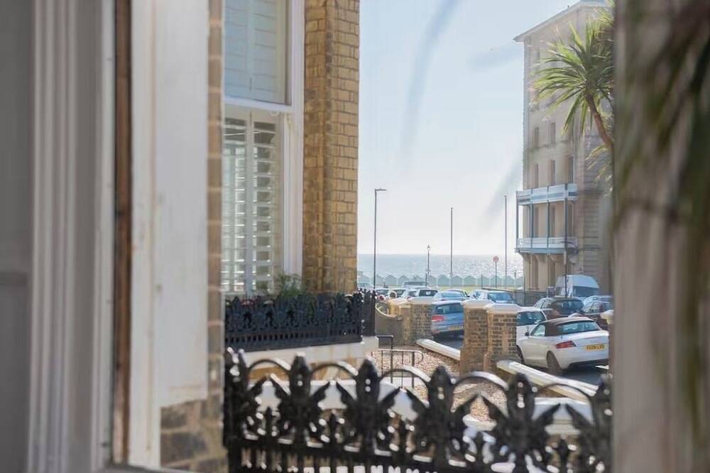 Apartment for 4 People in Hove, Brighton