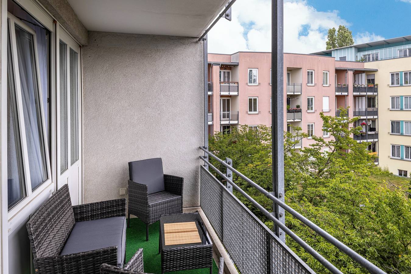 Ganze Wohnung, Nahe Flughafen Berlin-Schönefeld/ Adlershof in Schönefeld, Dahme-Spreewald
