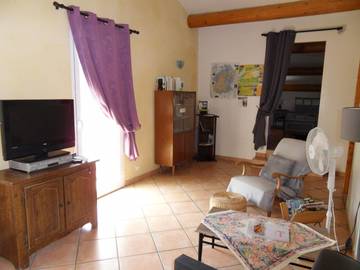 Gîte pour 3 personnes, avec jardin à Valensole