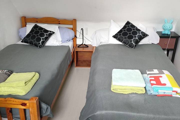 Location de vacances pour 10 personnes, avec terrasse et jardin à Langoat - 4