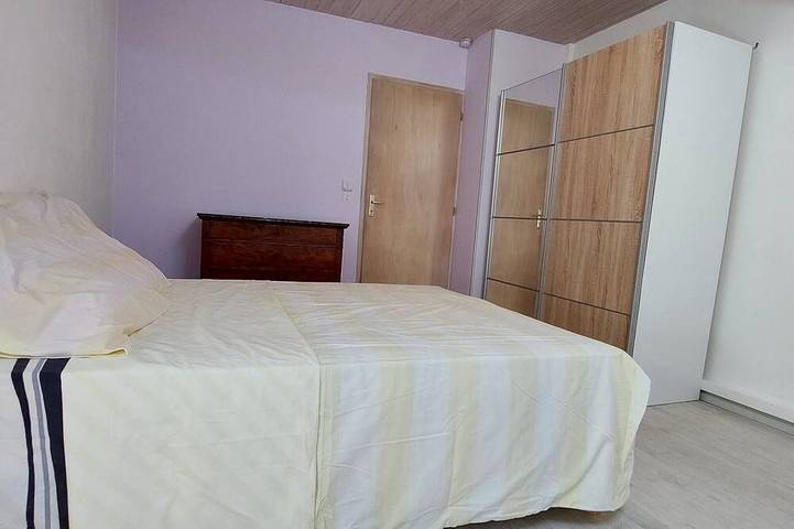 Gîte pour 5 personnes, avec jardin à Plancher-Bas - 2