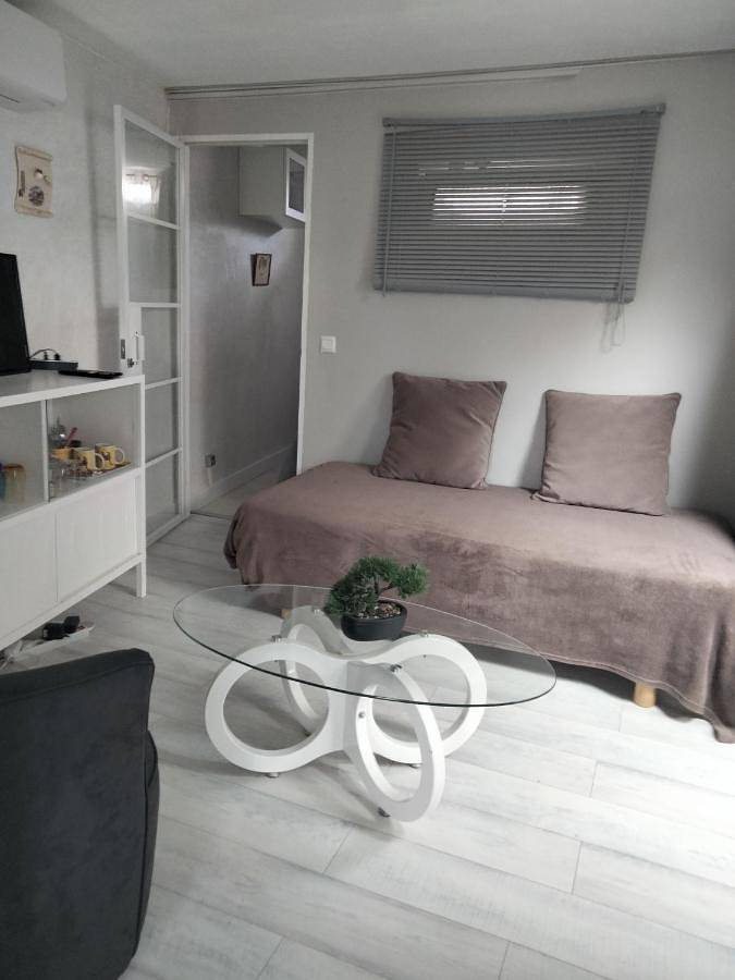 Location de vacances pour 3 personnes à Cabrières-d'Aigues - 3