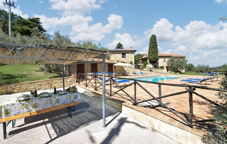 Gîte pour 5 personnes, avec jardin ainsi que piscine et terrasse à Gualdo Cattaneo - 3