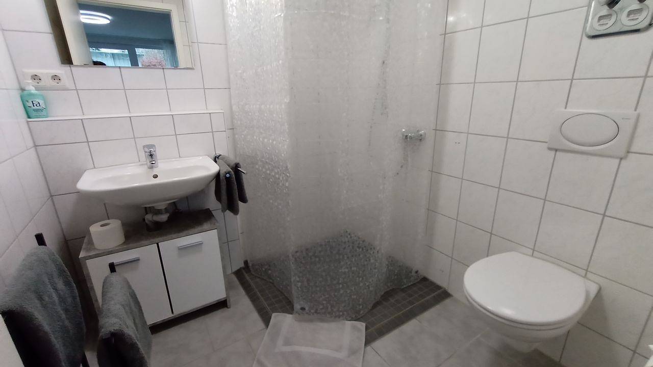 Ganze Ferienwohnung, Ferienwohnung für 2 Personen (25 m²) in Friedrichshafen in Friedrichshafen, Region Bodensee-Oberschwaben