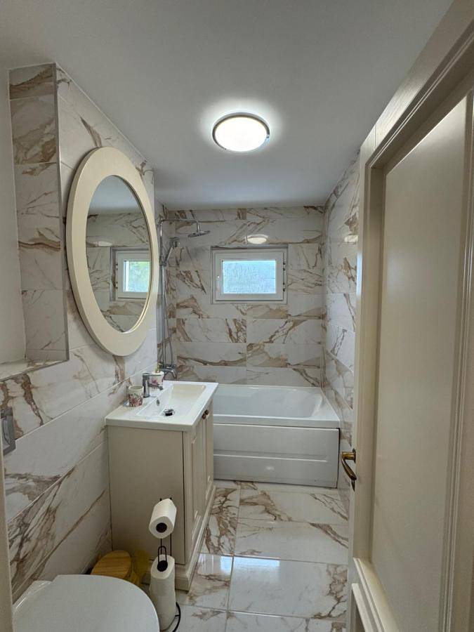 Appartement entier, One-Bedroom Apartment in Baia Mare