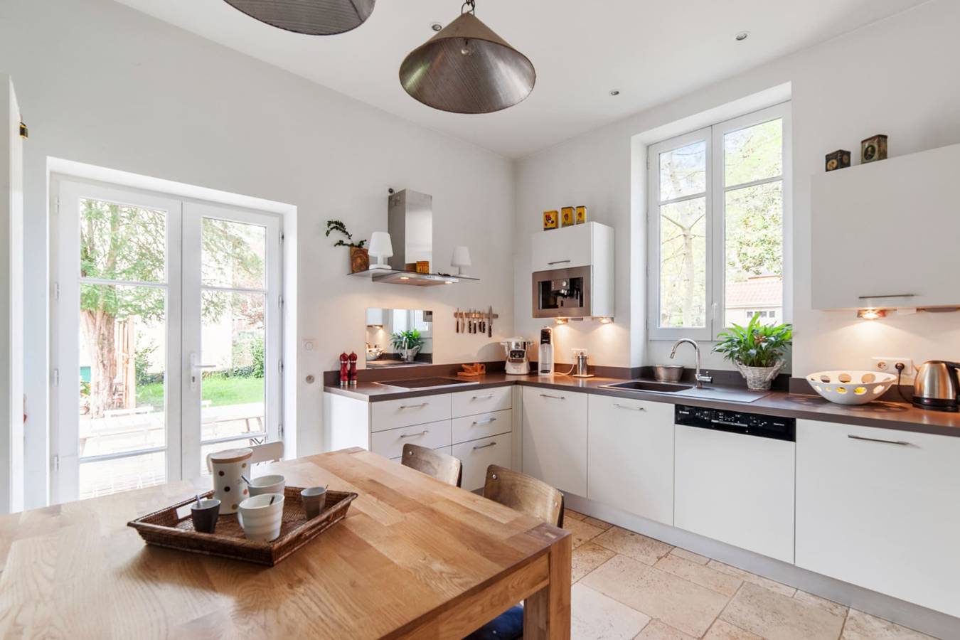 Maison Emeraude - Welkeys in Écully, Rhône