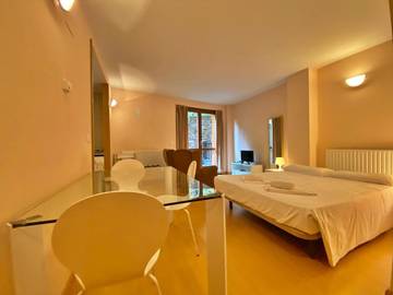 Gîte pour 4 personnes, avec terrasse, animaux acceptés à Soldeu
