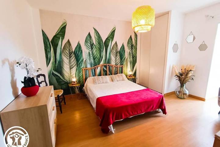 Location de vacances pour 6 personnes, avec jardin, animaux acceptés à Saint-Jean-de-Laur - 2