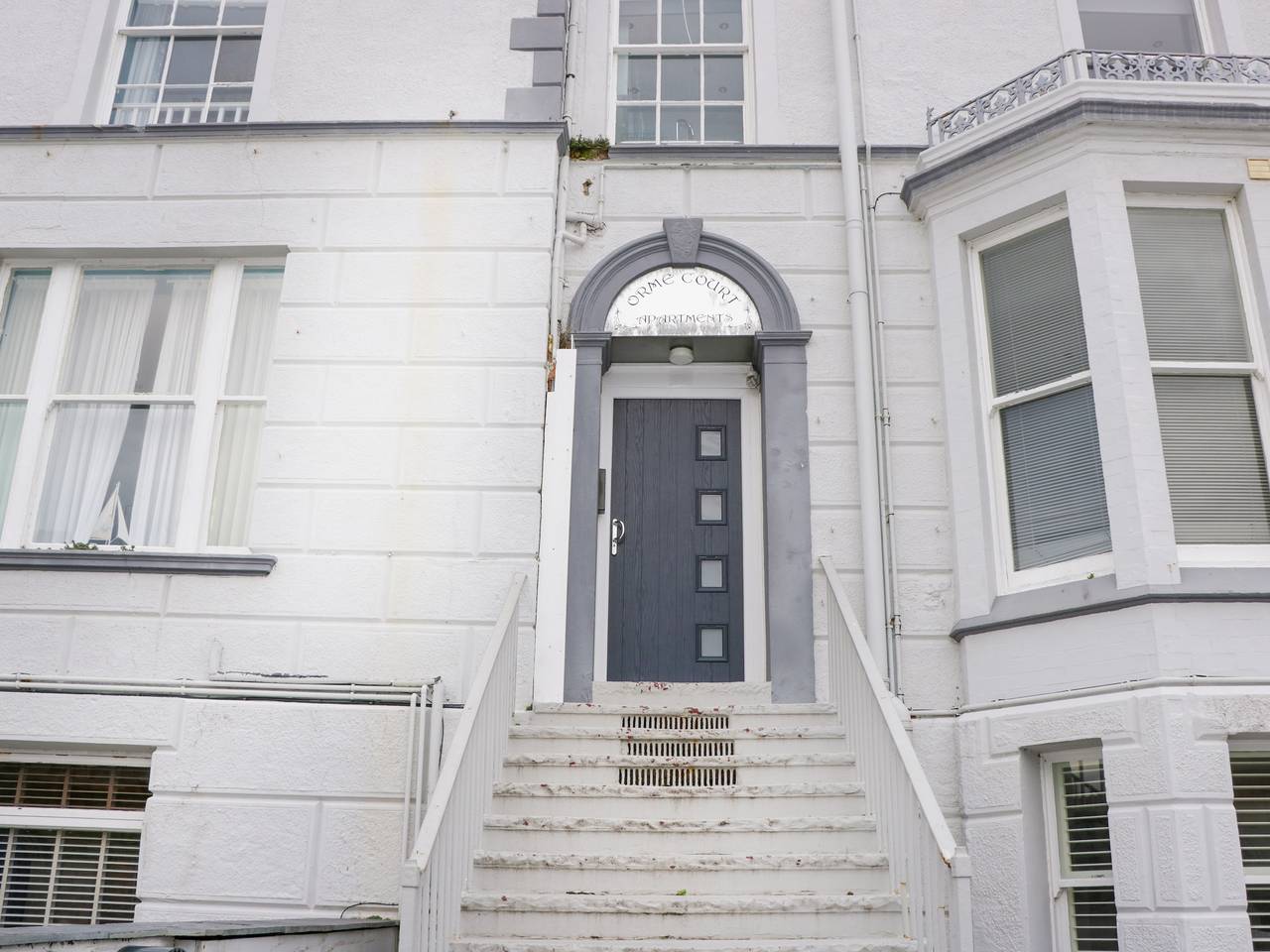 Entire apartment, Apartment 1 in Llandudno, Conwy region