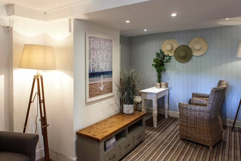 Single Room in Lulworth Cove, Dorset