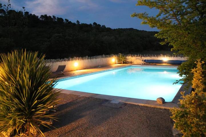 Location de vacances pour 8 personnes, avec jardin, animaux acceptés à Venasque - 2