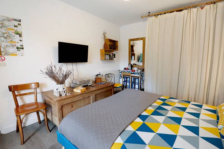 Guest Room 'Chambre d'hôtes de La Massuère' with Wi-Fi in Sougé-le-Ganelon, Parc naturel régional Normandie-Maine