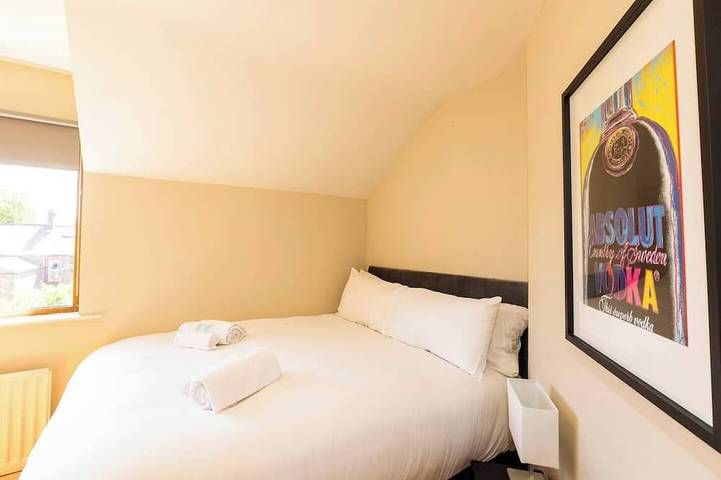 Ganze Wohnung, The Warhol - 2 bd Loft Style Ap. Ultra Fast Wifi in Belfast, Grafschaft Antrim