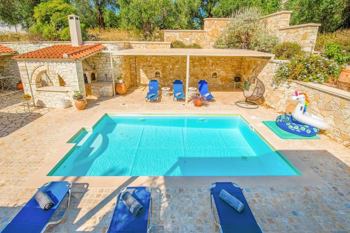 Villa pour 7 personnes, avec vue et jardin dans Paxos
