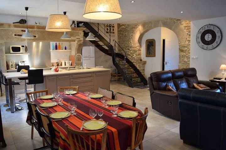 Gîte pour 8 personnes, avec Balcon et Terrasse