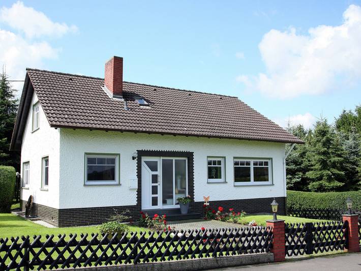 Ferienhaus für 5 Personen, mit Terrasse, kinderfreundlich in der Eifel