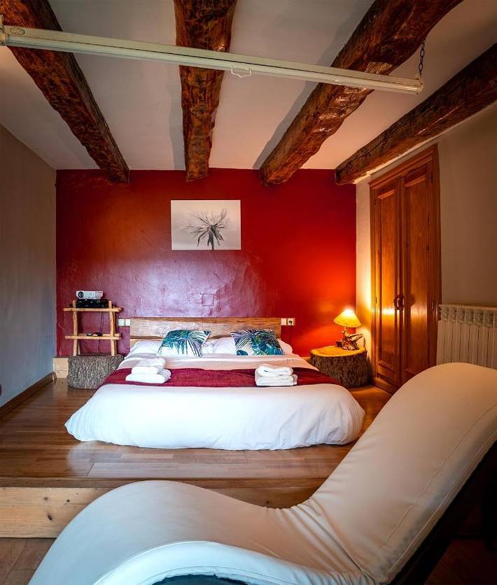 Hotel para 2 personas, con jacuzzi y jardín en Provincia de Huesca - 4