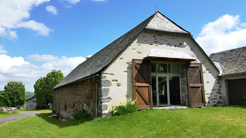 Gîte pour 11 personnes, avec jardin et terrasse