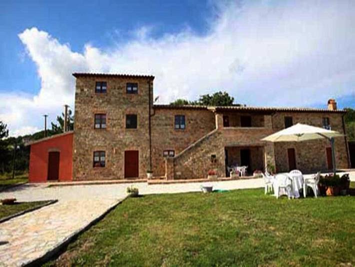 Hôtel pour 3 personnes, avec jacuzzi et jardin à Gualdo Tadino - 2