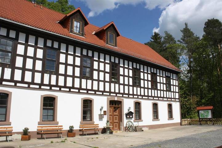 Ferienwohnung für 4 Personen, mit Garten in Tautenhain