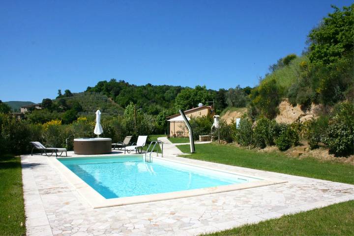 Location de vacances pour 4 personnes, avec jardin et piscine, animaux acceptés à Montepulciano - 2
