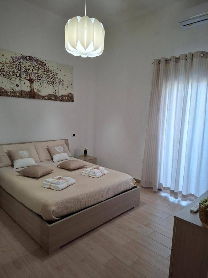 Location de vacances pour 4 personnes, avec Balcon et Terrasse ainsi que Jardin et Vue dans Dolianova
