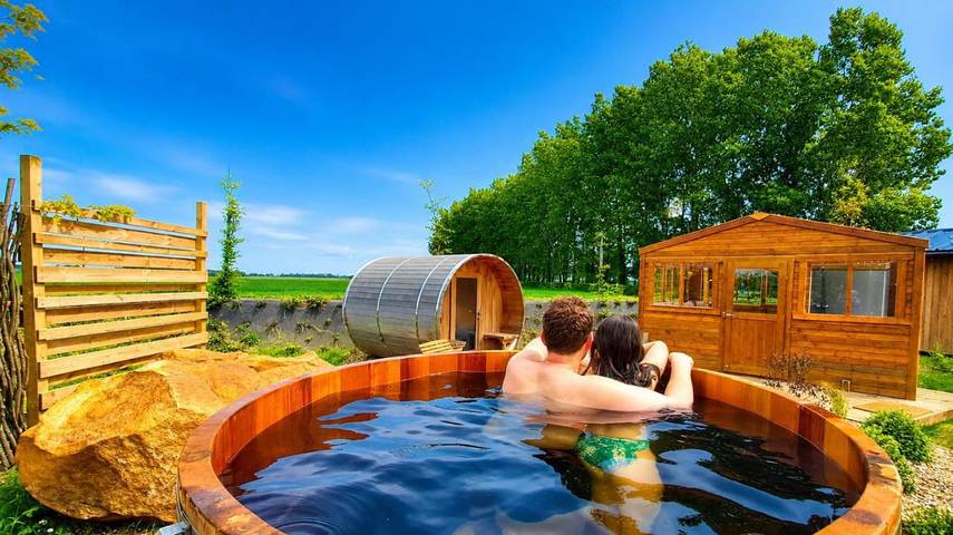 Gîte pour 2 personnes, avec Terrasse et Jardin ainsi que Sauna et Vue dans Malleville-les-Grès