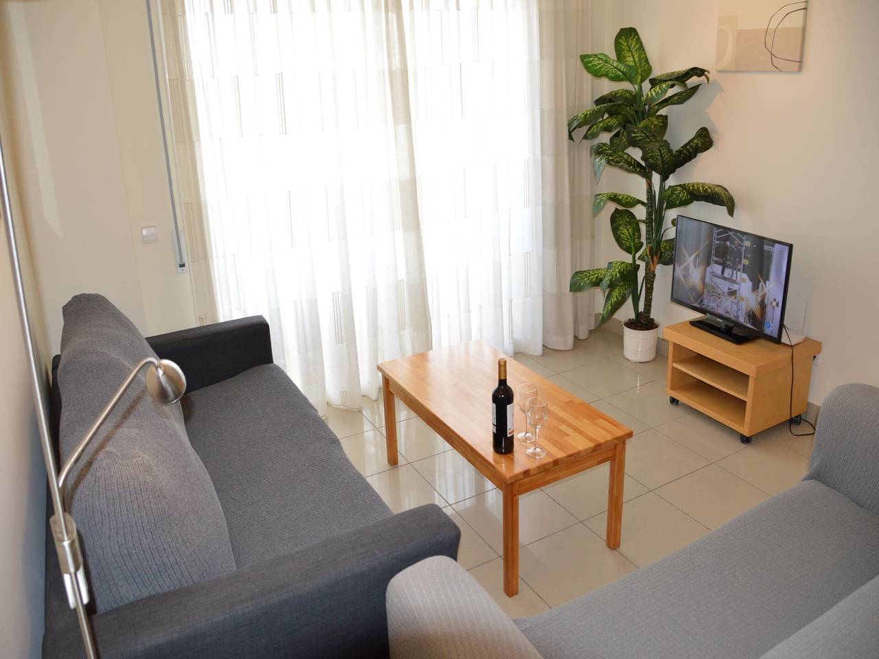 Ganze Wohnung, Ferienwohnung 'Estartit Park 3-1' mit Gemeinschaftspool, Wlan und Klimaanlage in l'Estartit, Estartit