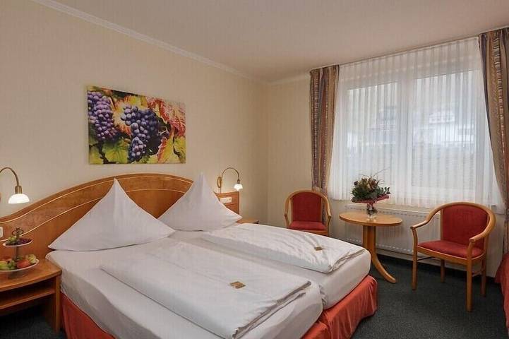 Ferienwohnung für 2 Personen, mit Sauna und Garten sowie Pool in Cochem