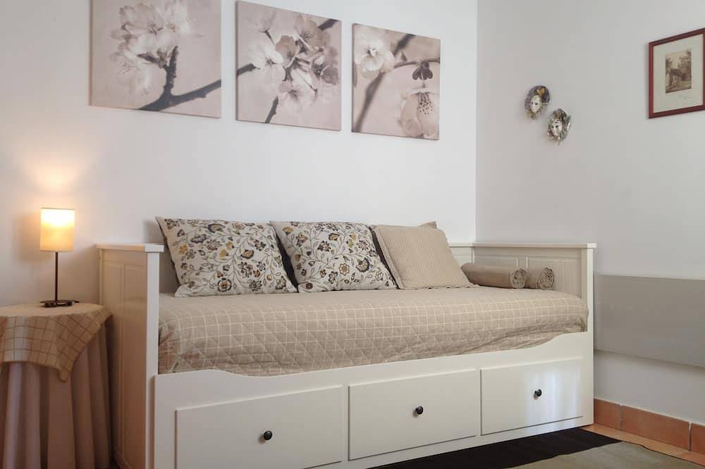 Excelente casa con jardín, piscina. 6-8 personas,wifi gratis. Impecable in Costa Ballena, Rota 