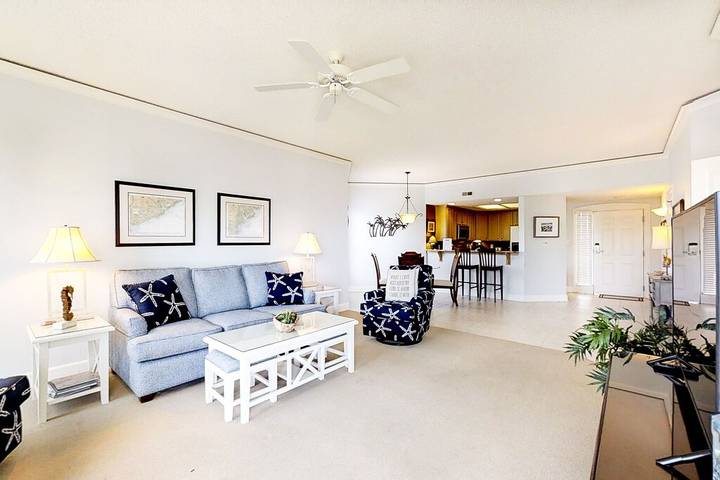 Vacation apartment for 4 people, with pool and balcony as well as hot tub - 1