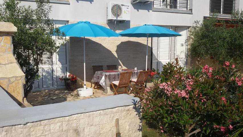 Ferienwohnung für 5 Personen, mit Terrasse und Garten in Pula-Medulin - 4