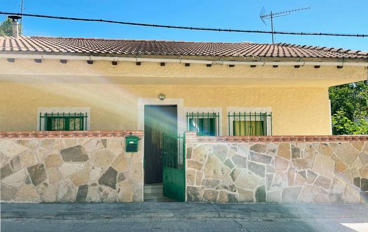 Casa de vacaciones para 4 personas, con vistas y terraza - 1