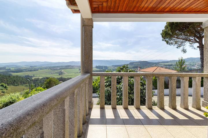 Location de vacances pour 9 personnes, avec jardin à Celorico de Basto - 4