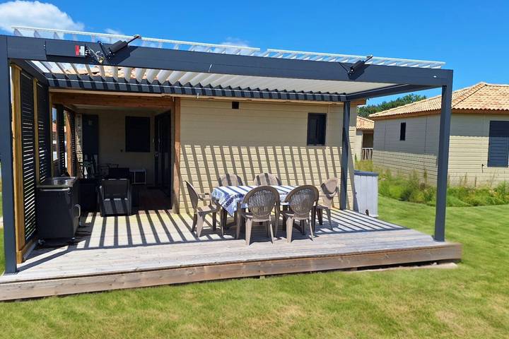 Gîte pour 6 personnes, avec piscine ainsi que terrasse et jardin à Saubrigues - 3