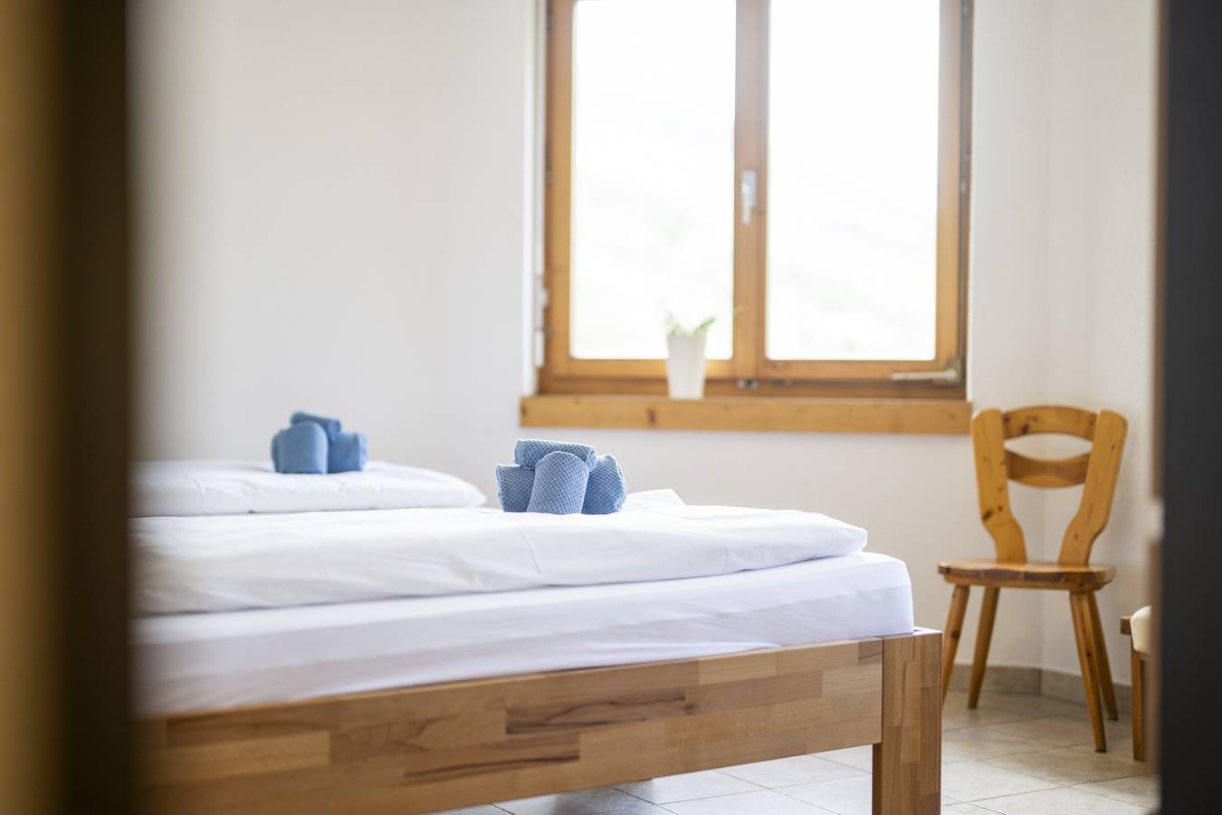 Ganze Wohnung, Chasa Serras - Adrian: Ideal gelegene, gemütliche 3.5 Zimmerwohnung in Scuol, Unterengadin