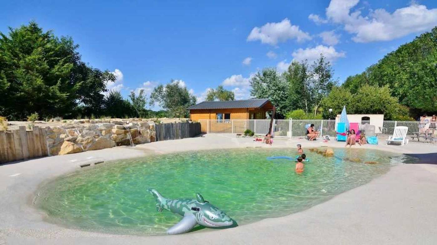 Camping 3 étoiles - Piscine  - eeeg0a in Plovan, Région de Quimper