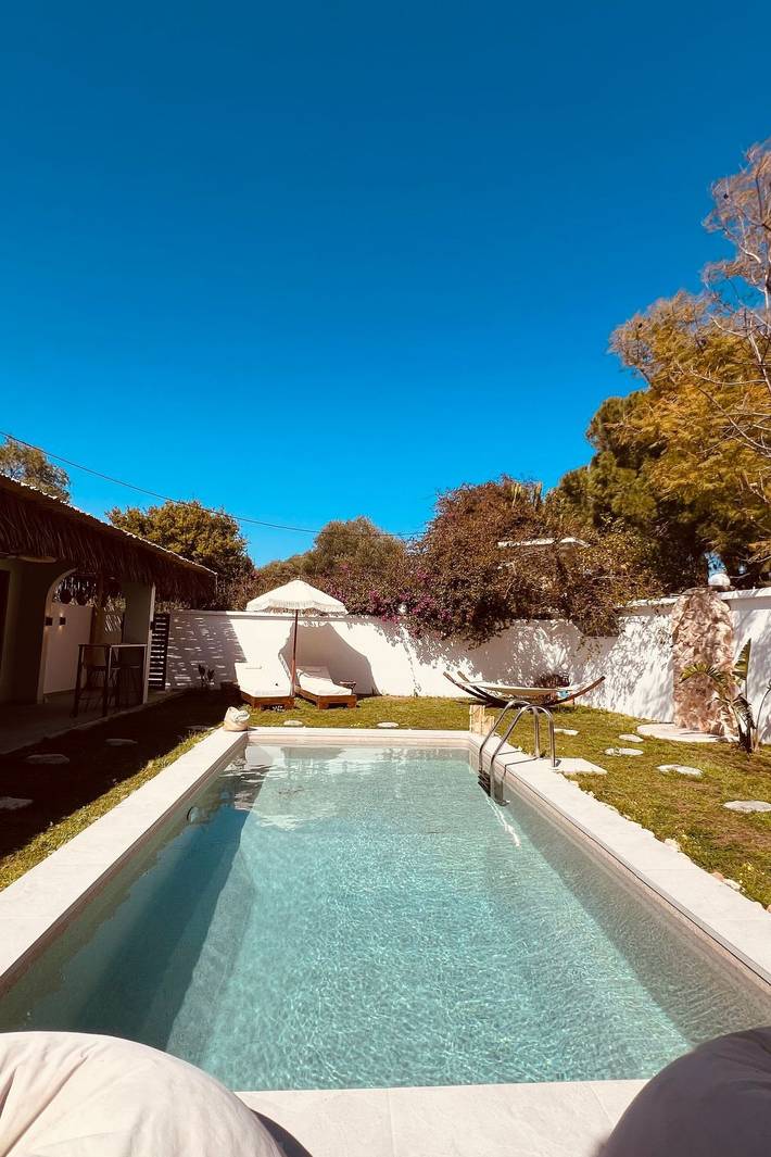 Bungalow voor 2 personen, met zwembad en tuin op Rhodos