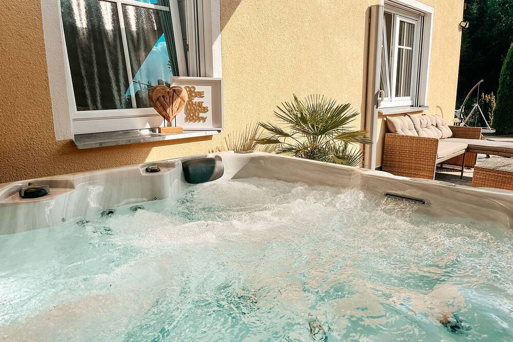 Ganze Wohnung, Panorama-Refugium; inkl. privater Whirlpool in Bad Kötzting, Ostbayern