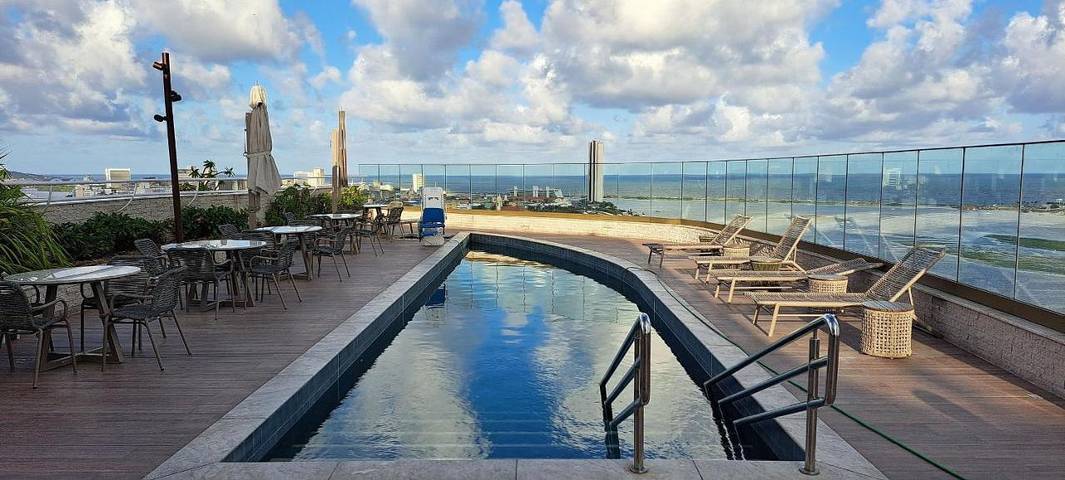 Casas e apartamentos de temporada para 2 pessoas, com piscina e sauna e ainda terraço em Recife