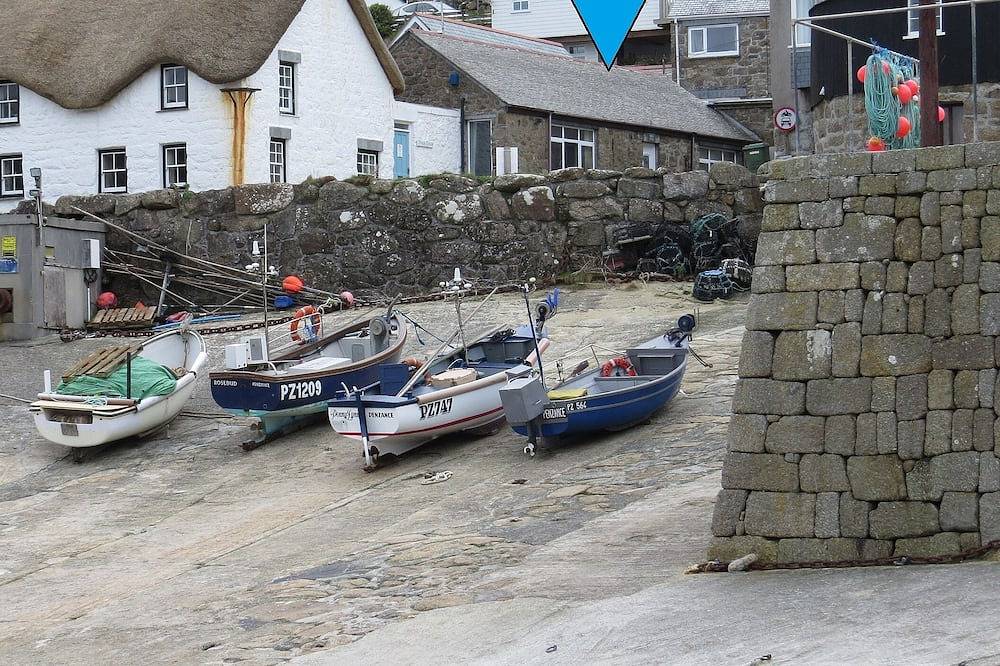 Holiday Rental for 4 People in Sennen Cove, Cornwall